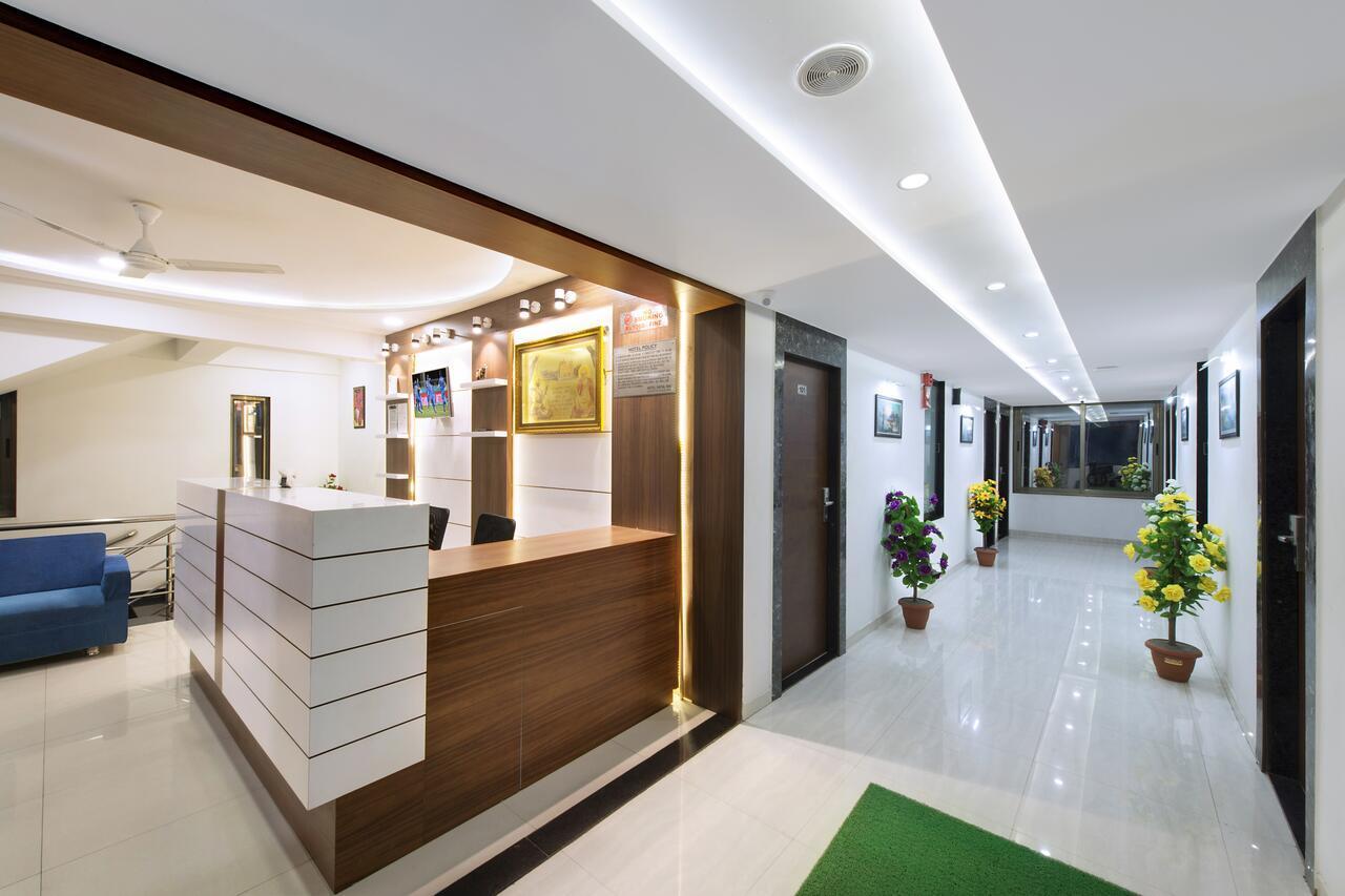 Hotel Shital Inn Ahmedabad Bagian luar foto
